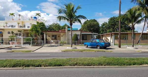 Casa de 5 cuartos, 5 baños y 1 garaje por $ 300.000 en Cienfuegos, Cienfuegos