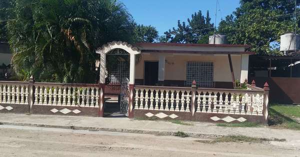 Casa de 3 cuartos, 1 baño y 1 garaje por $ 20.000 en Palmira, Cienfuegos