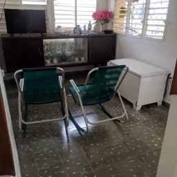 Casa de 4 cuartos, 2 baños y 1 garaje por $ 42.000