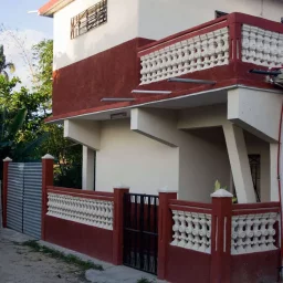 Casa de 5 cuartos, 4 baños y 1 garaje por $ 80.000