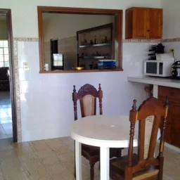 Casa de 4 cuartos y 2 baños por $ 95.000