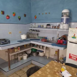 Casa de 2 cuartos y 1 baño por $ 13.000