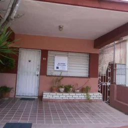 Apartamento de 4 cuartos y 3 baños por $ 90.000