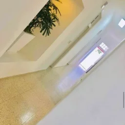 Casa de 4 cuartos, 3 baños y 1 garaje por $ 170.000