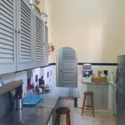 Casa de 4 cuartos, 4 baños y 1 garaje por $ 250.000