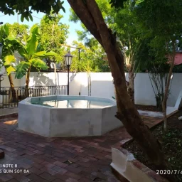 Casa de 8 cuartos, 6 baños y 1 garaje por $ 79.000