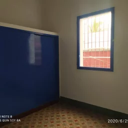 Casa de 8 cuartos, 6 baños y 1 garaje por $ 79.000