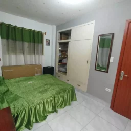 Casa de 4 cuartos, 3 baños y 1 garaje por $ 75.000