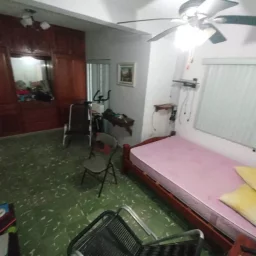 Casa de 4 cuartos, 3 baños y 1 garaje por $ 75.000