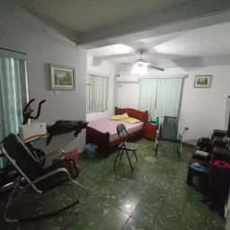 Casa de 4 cuartos, 3 baños y 1 garaje por $ 75.000