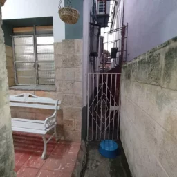 Casa de 4 cuartos, 3 baños y 1 garaje por $ 75.000