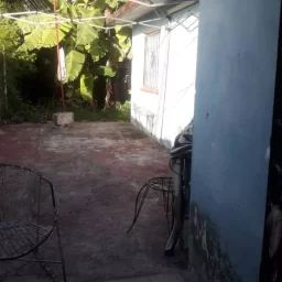 Casa de 3 cuartos y 2 baños por $ 18.000