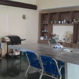 Casa de 3 cuartos y 3 baños por $ 250.000