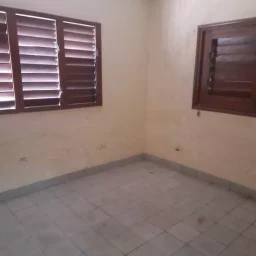 Casa de 7 cuartos y 7 baños por $ 350.000