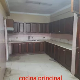 Casa de 7 cuartos y 7 baños por $ 350.000