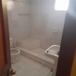 Casa de 7 cuartos y 7 baños por $ 350.000