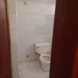 Casa de 7 cuartos y 7 baños por $ 350.000