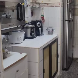 Casa de 2 cuartos, 1 baño y 1 garaje por $ 38.000