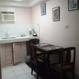 Casa de 6 cuartos y 4 baños por $ 60.000