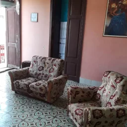 Casa de 5 cuartos y 2 baños por $ 40.000