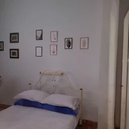 Casa de 2 cuartos y 1 baño por $ 25.000