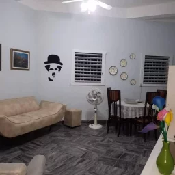 Casa de 2 cuartos y 1 baño por $ 25.000