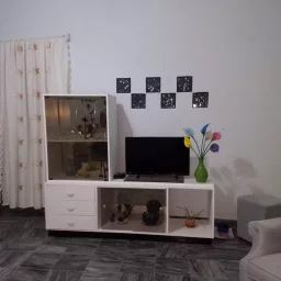 Casa de 2 cuartos y 1 baño por $ 25.000