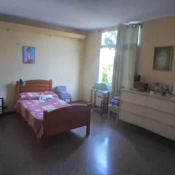 Apartamento de 2 cuartos y 2 baños por $ 70.000