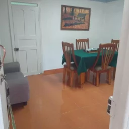 Casa de 2 cuartos y 2 baños por $ 45.000