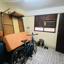 Casa de 3 cuartos, 3 baños y 1 garaje por $ 85.000