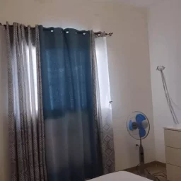 Casa de 5 cuartos y 7 baños por $ 200.000