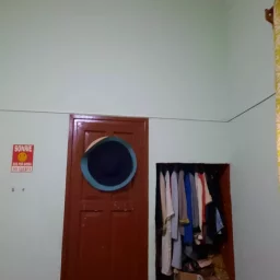 Casa de 3 cuartos y 2 baños por $ 75.000