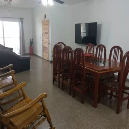 Apartamento de 3 cuartos y 2 baños por $ 150.000