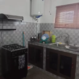 Apartamento de 3 cuartos y 2 baños por $ 150.000