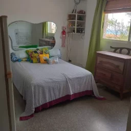 Apartamento de 3 cuartos y 2 baños por $ 150.000