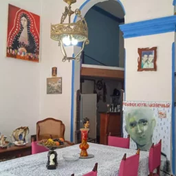 Casa de 7 cuartos y 5 baños por $ 45.000