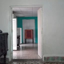 Casa de 7 cuartos y 5 baños por $ 45.000