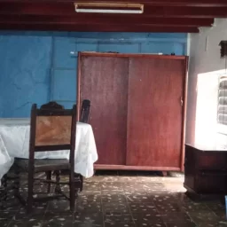 Casa de 7 cuartos y 5 baños por $ 45.000