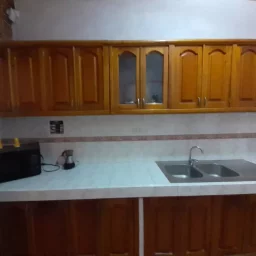 Casa de 4 cuartos y 4 baños por $ 95.000