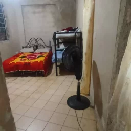 Casa de 5 cuartos y 4 baños por $ 200.000