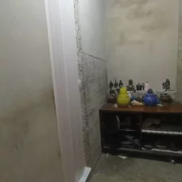 Casa de 5 cuartos y 4 baños por $ 200.000