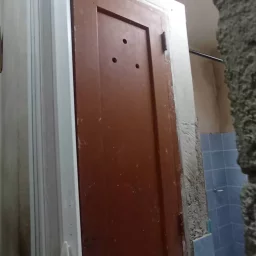 Casa de 5 cuartos y 4 baños por $ 200.000