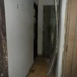 Casa de 5 cuartos y 4 baños por $ 200.000