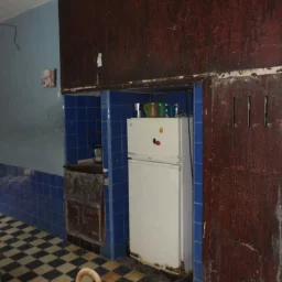 Casa de 5 cuartos y 4 baños por $ 200.000