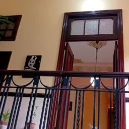 Casa de 5 cuartos y 4 baños por $ 650.000