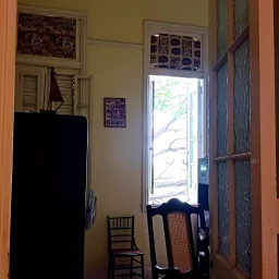 Casa de 5 cuartos y 4 baños por $ 650.000