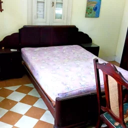 Casa de 5 cuartos y 4 baños por $ 650.000