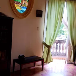 Casa de 5 cuartos y 4 baños por $ 650.000