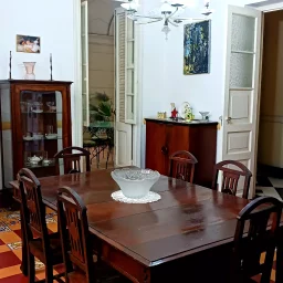 Casa de 5 cuartos y 4 baños por $ 650.000