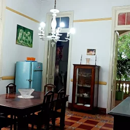 Casa de 5 cuartos y 4 baños por $ 650.000